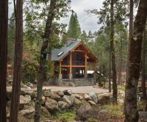 Отель 1R Rustic Retreat  Вавона